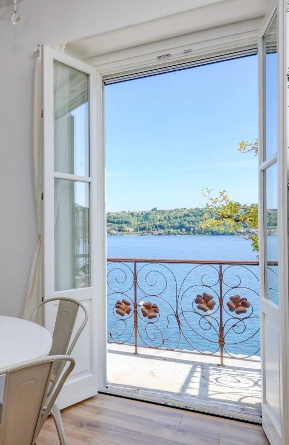 Appartement BELLAVISTA - Garda Leisure à Salò Extérieur photo